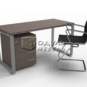 Стол офисный на металлическом каркасе Vision