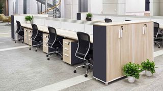 Мебель для персонала Business+